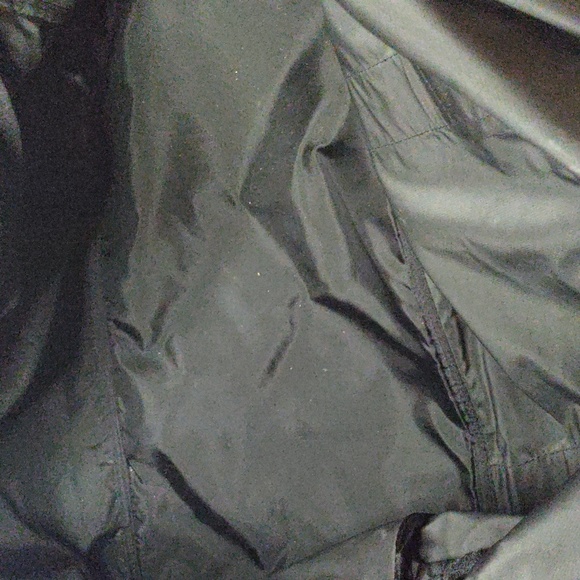 Eddie Bauer black duffel bag without shoulder strap - Picture 3 of 4